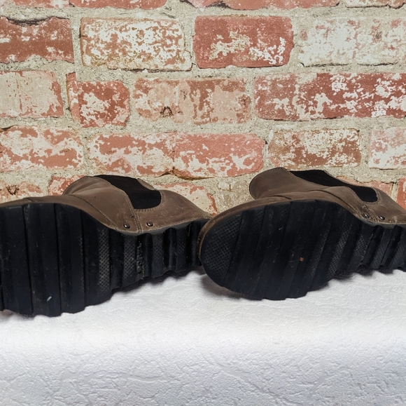 Sorel Lea Wedge Boots Women's size 8.  Bx E - Picture 5 of 8